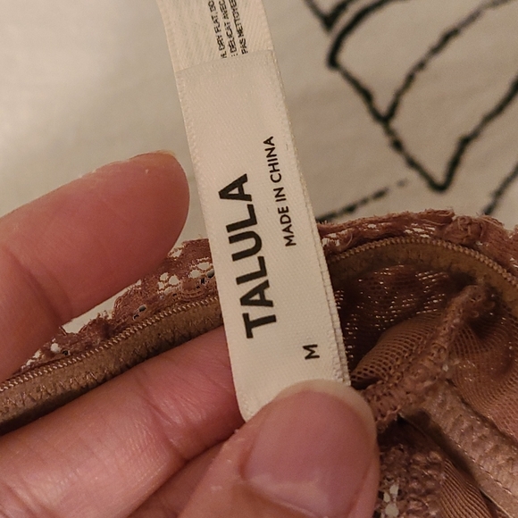 Aritzia Bralette - Picture 3 of 5